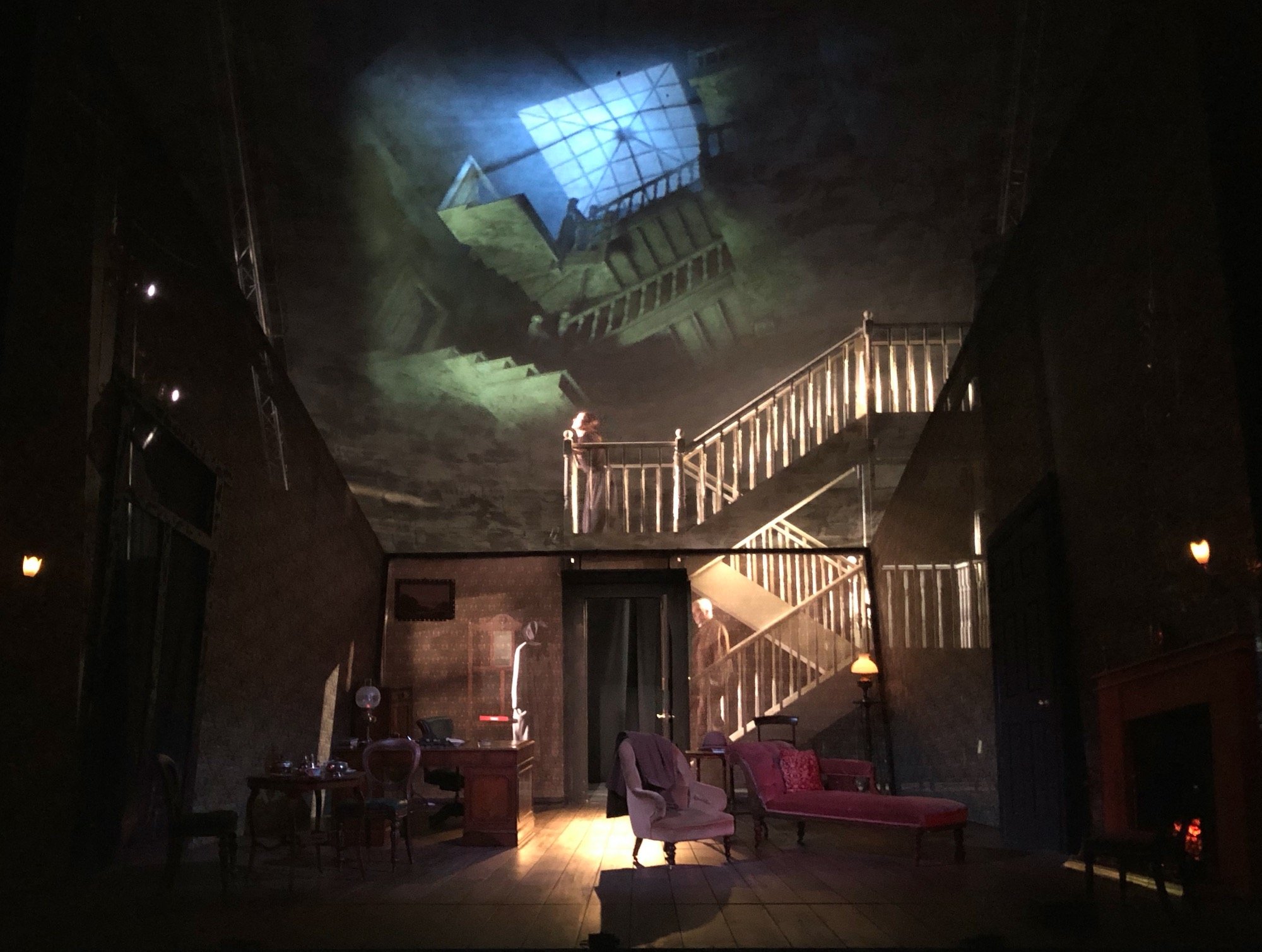 Gaslight 1