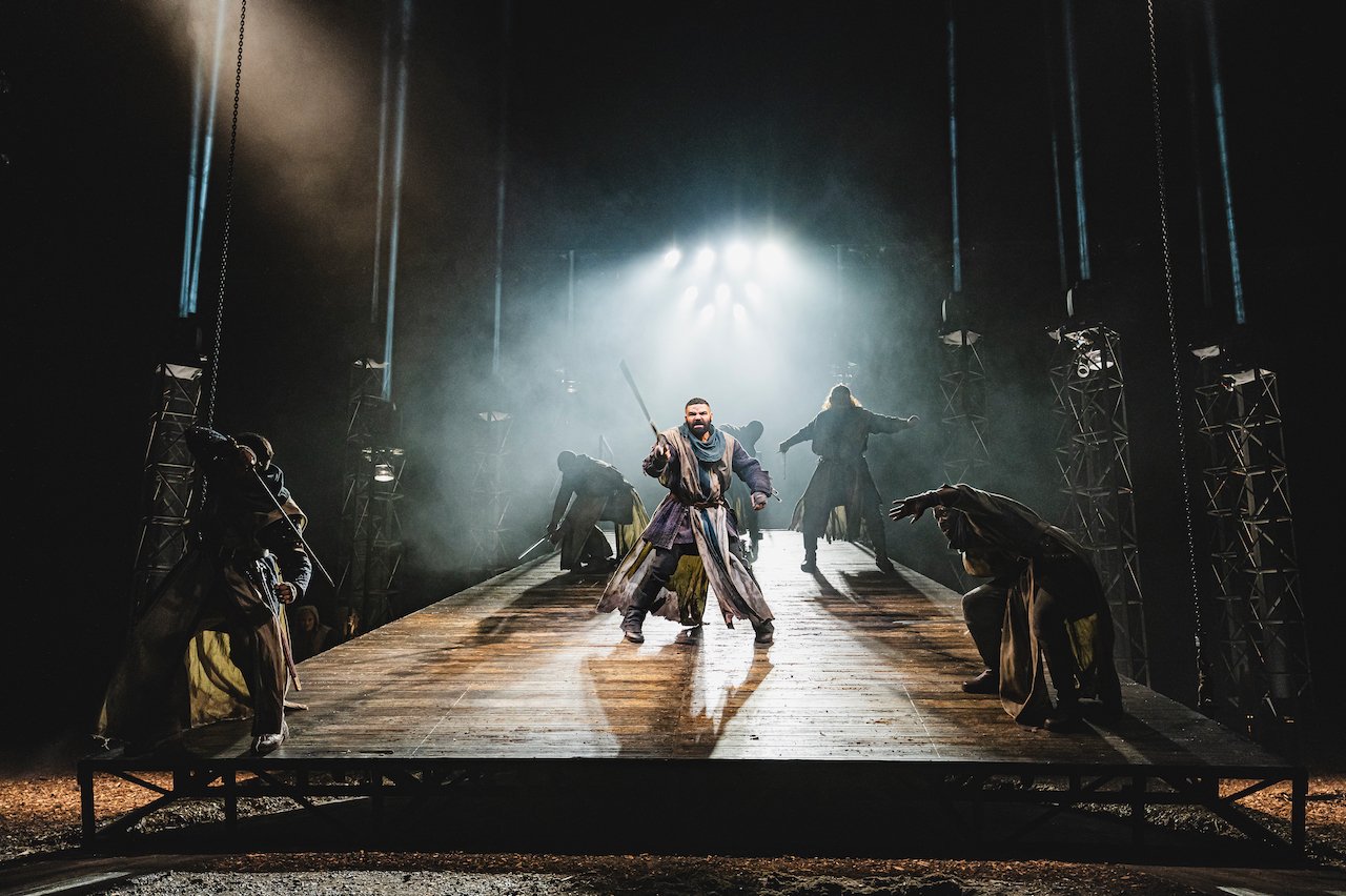 Ash Hunter (Macbeth) and the cast at Leeds Playhouse. Pic Kirtsen McTernan