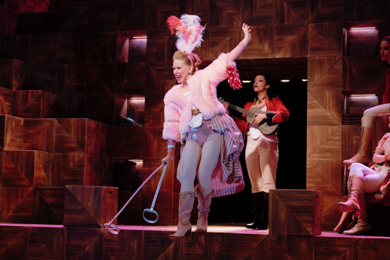 Kate Hampson, Kat Johns-Burke and Ainy Medina in Mary and the Hyenas - 2025 - Hull Truck Theatre (1)